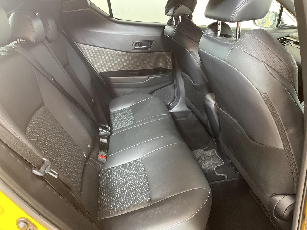 Photo '20' of Toyota C-HR