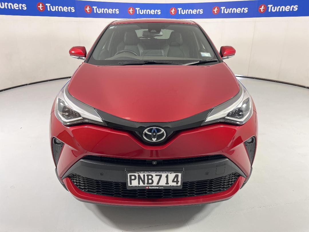 Photo '2' of Toyota C-HR