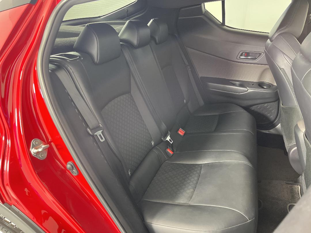 Photo '20' of Toyota C-HR