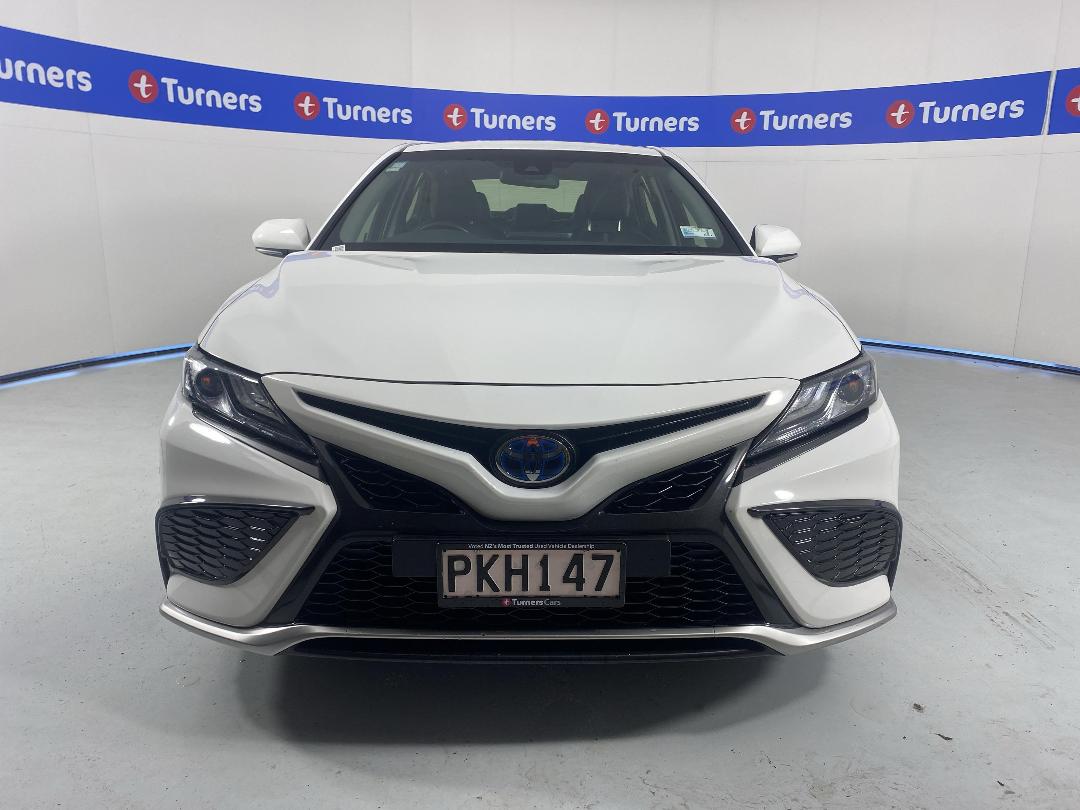 Photo '2' of Toyota Camry