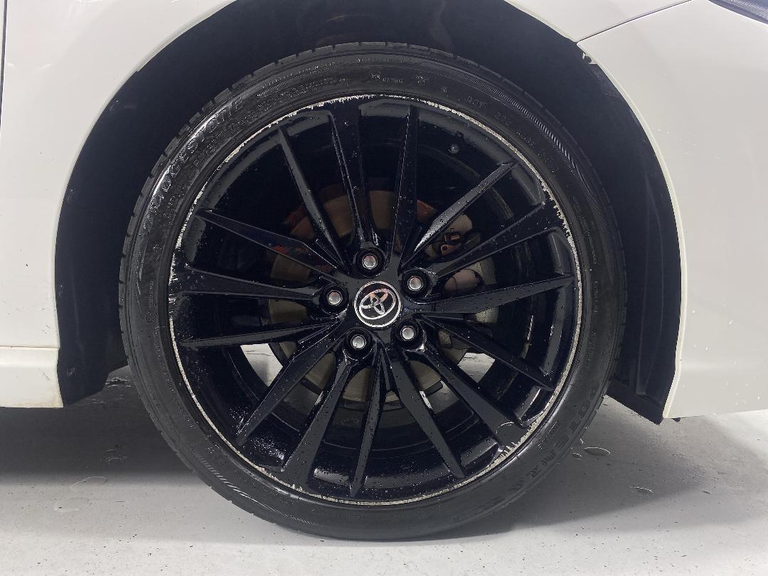 Photo '9' of Toyota Camry