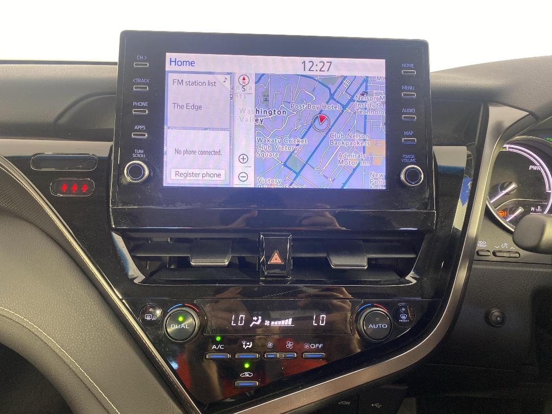 Photo '18' of Toyota Camry