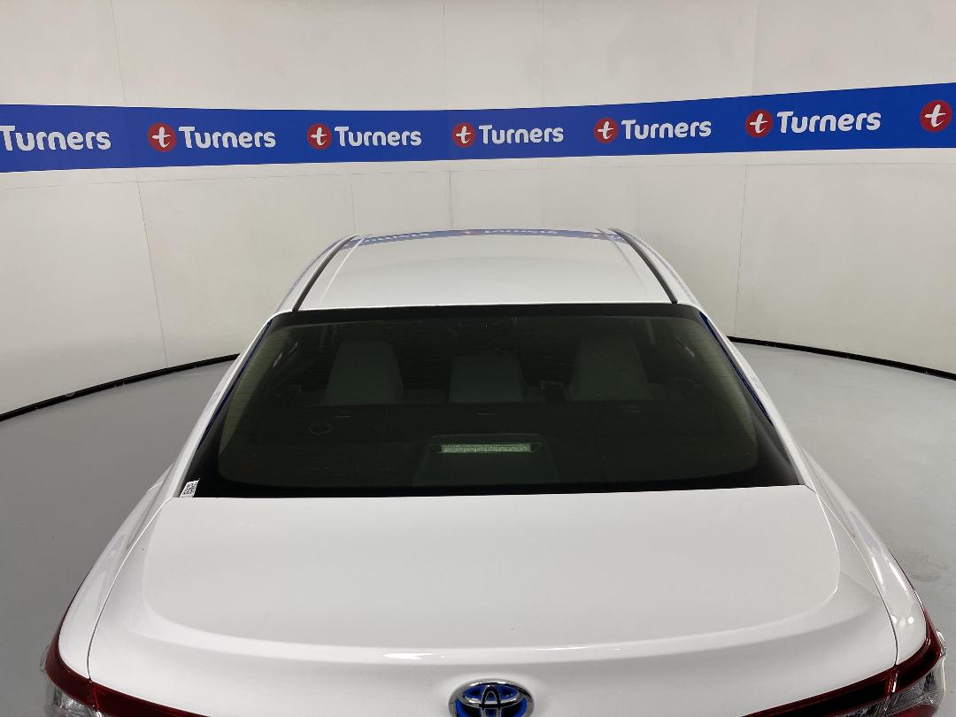 Photo '28' of Toyota Camry