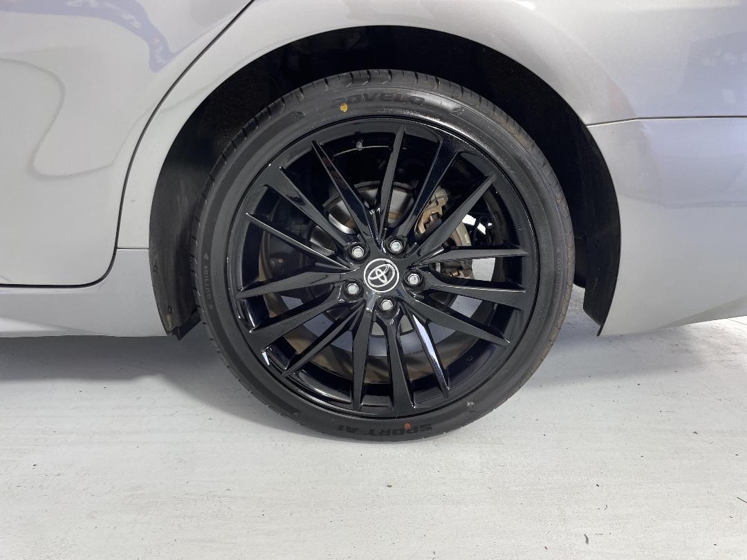 Photo '11' of Toyota Camry Photo '11' of Toyota Camry