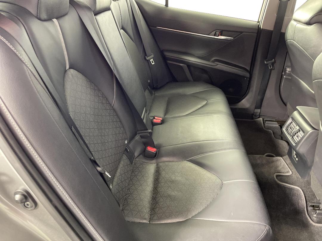 Photo '20' of Toyota Camry Photo '20' of Toyota Camry