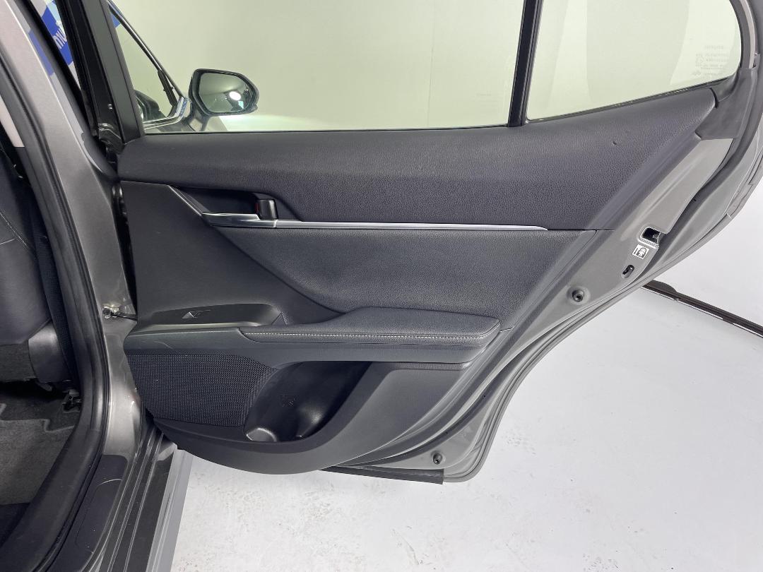 Photo '19' of Toyota Camry Photo '19' of Toyota Camry