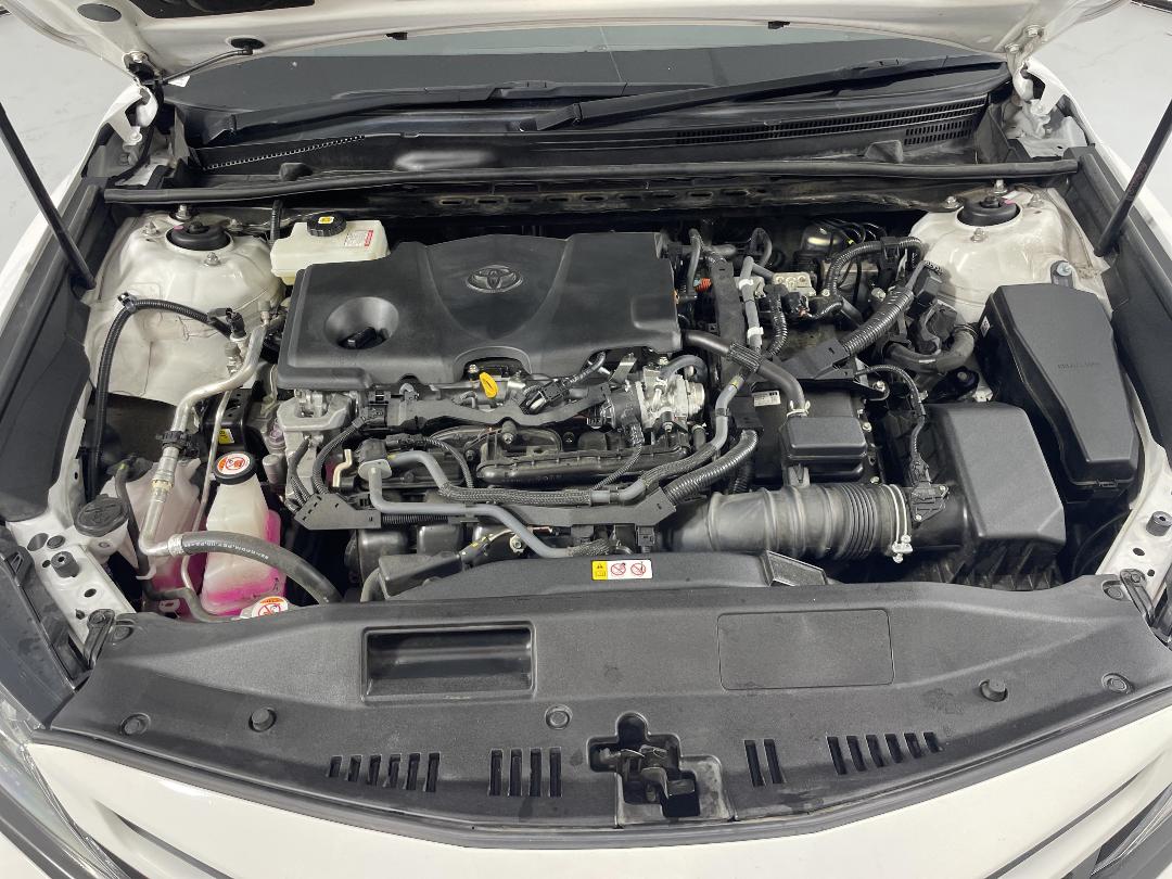 Photo '13' of Toyota Camry