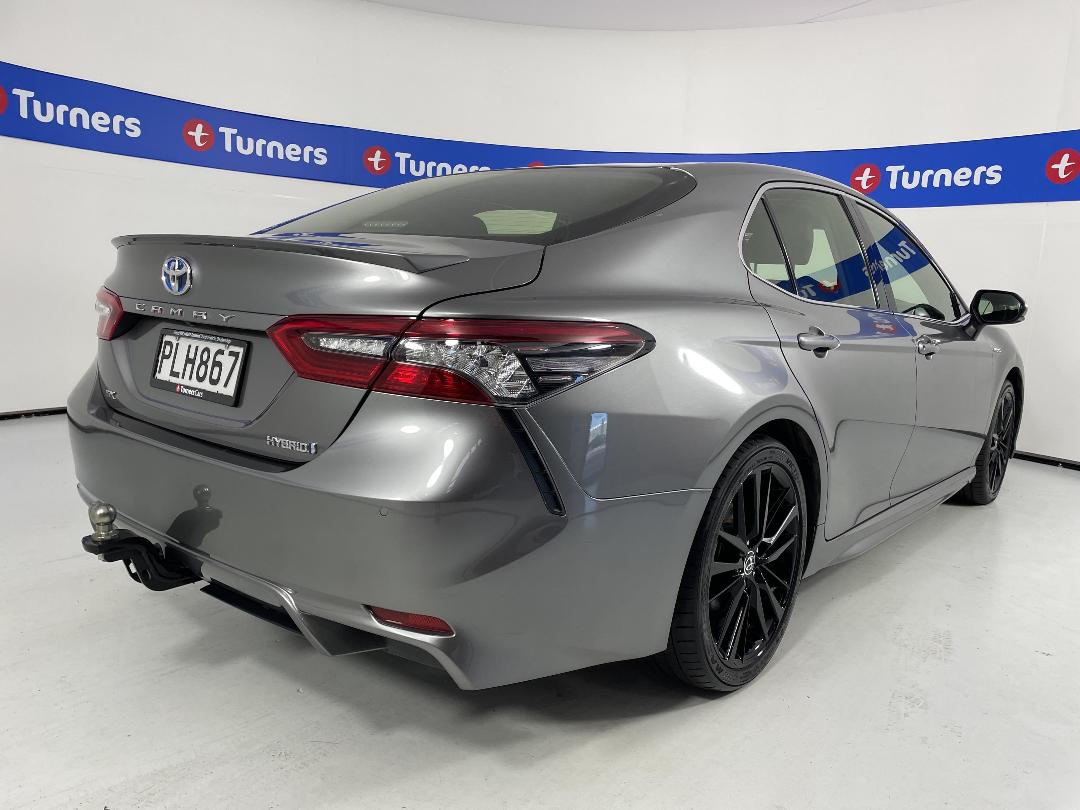 Photo '7' of Toyota Camry