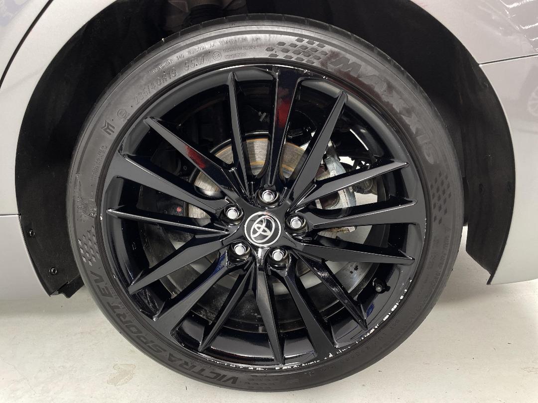 Photo '11' of Toyota Camry