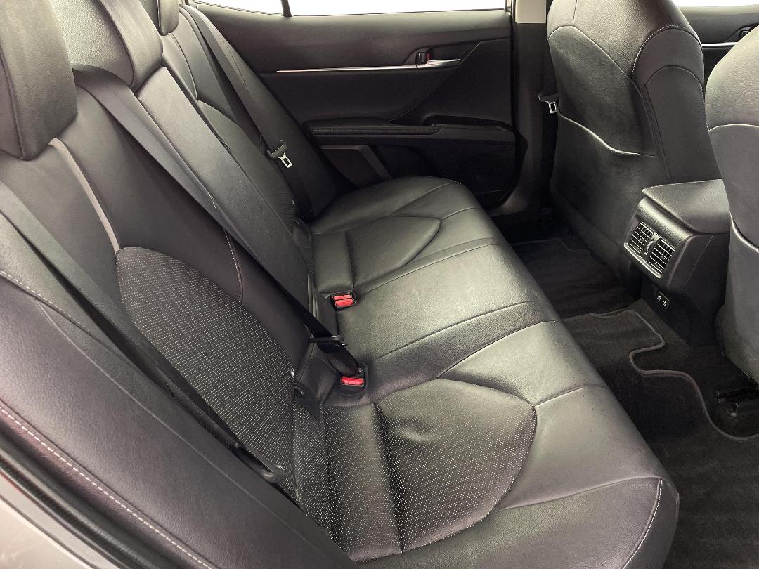 Photo '20' of Toyota Camry