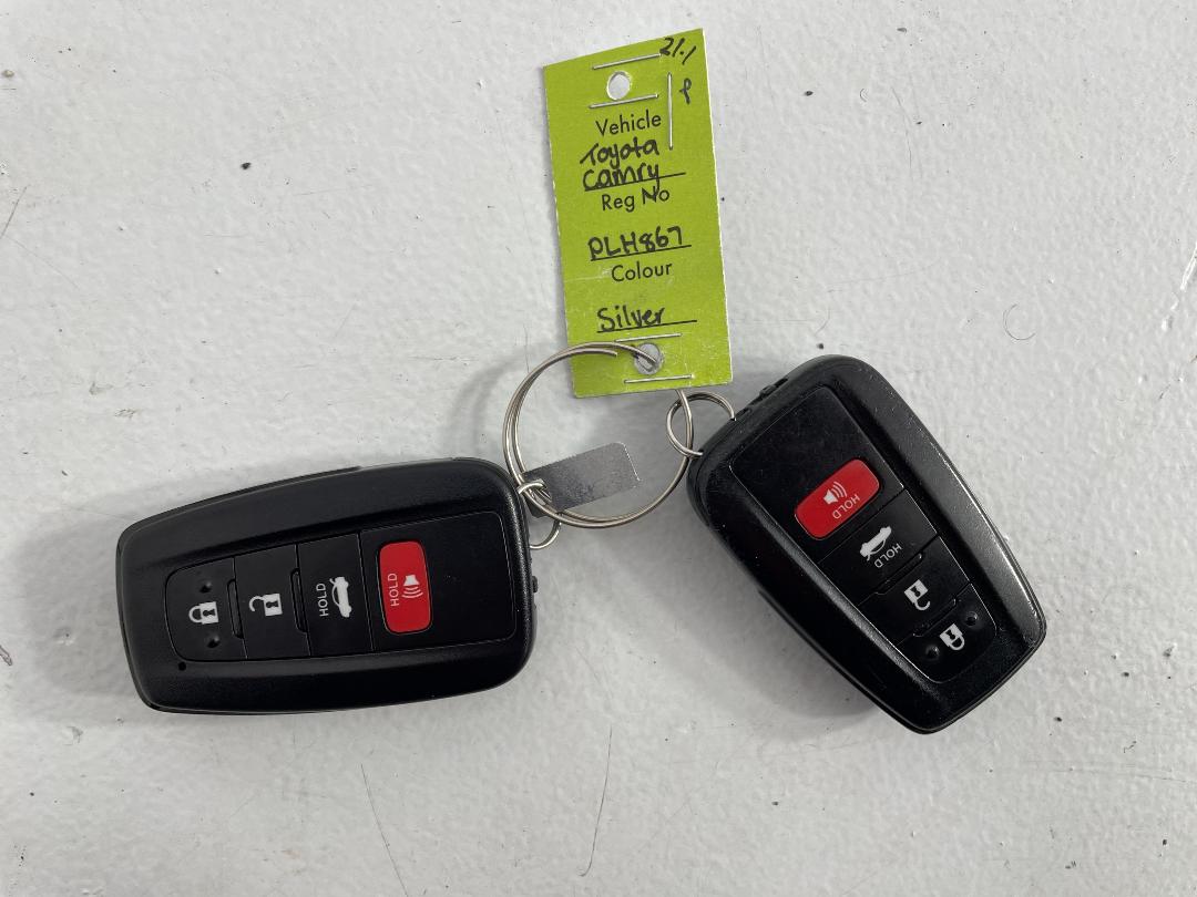 Photo '22' of Toyota Camry