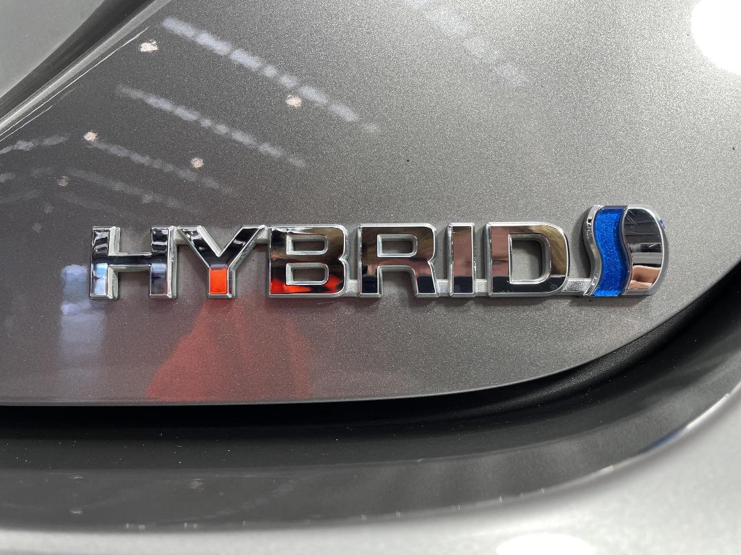 Photo '30' of Toyota Camry