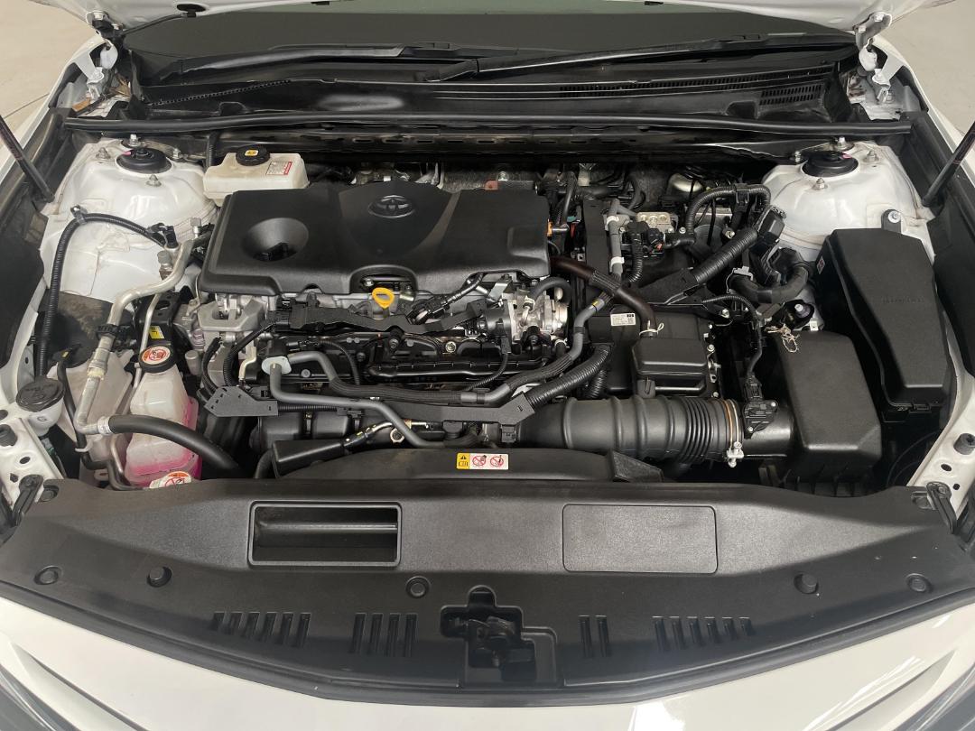 Photo '13' of Toyota Camry