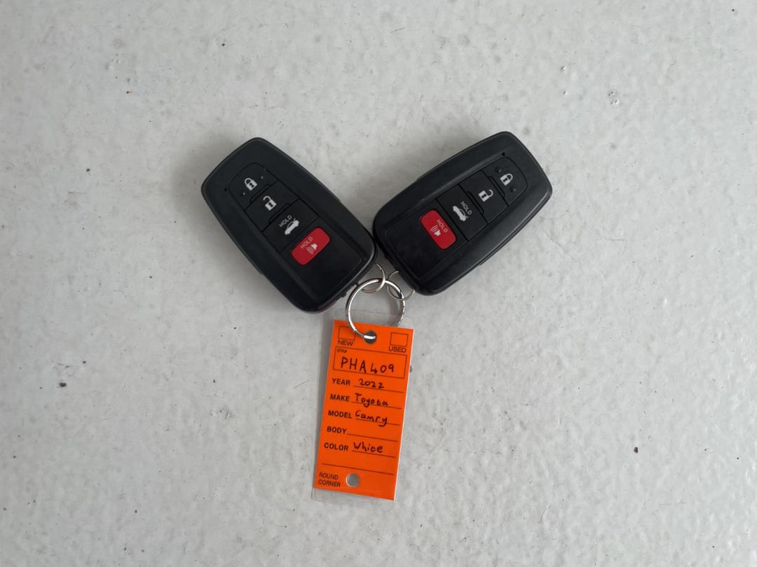 Photo '22' of Toyota Camry