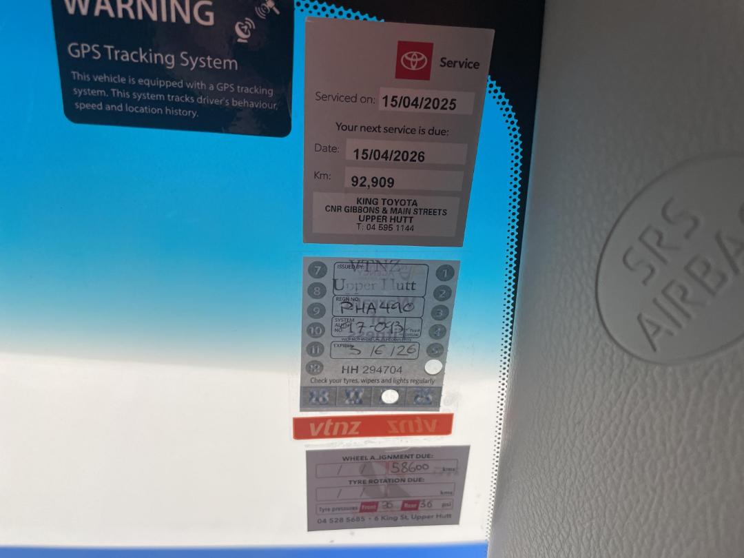 Photo '34' of Toyota Camry