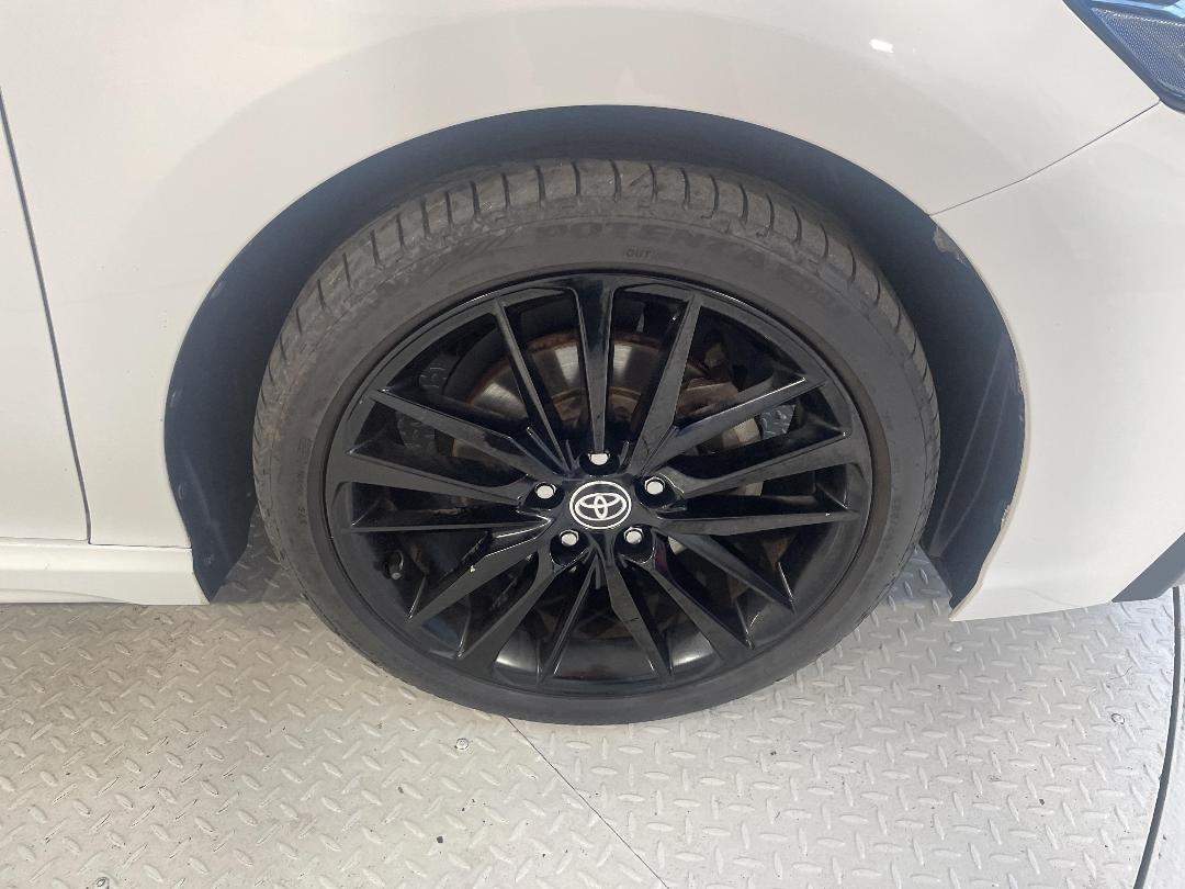 Photo '9' of Toyota Camry