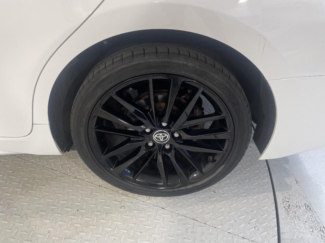 Photo '11' of Toyota Camry