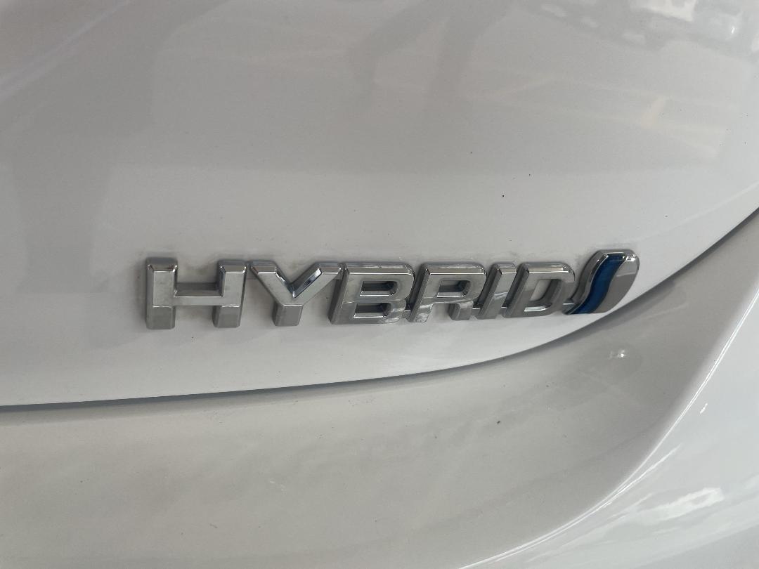 Photo '38' of Toyota Camry