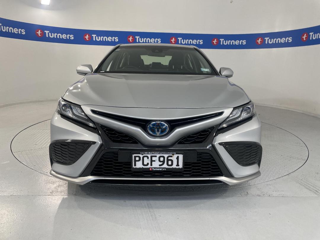 Photo '2' of Toyota Camry