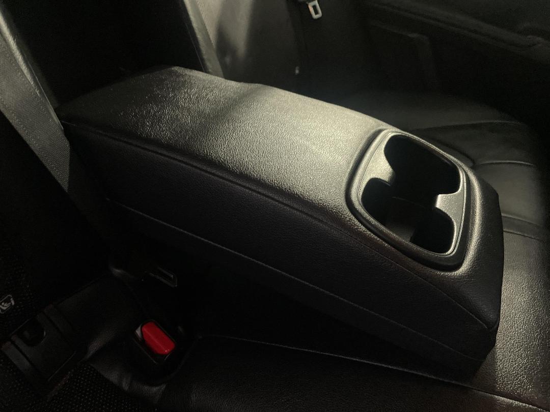 Photo '23' of Toyota Camry