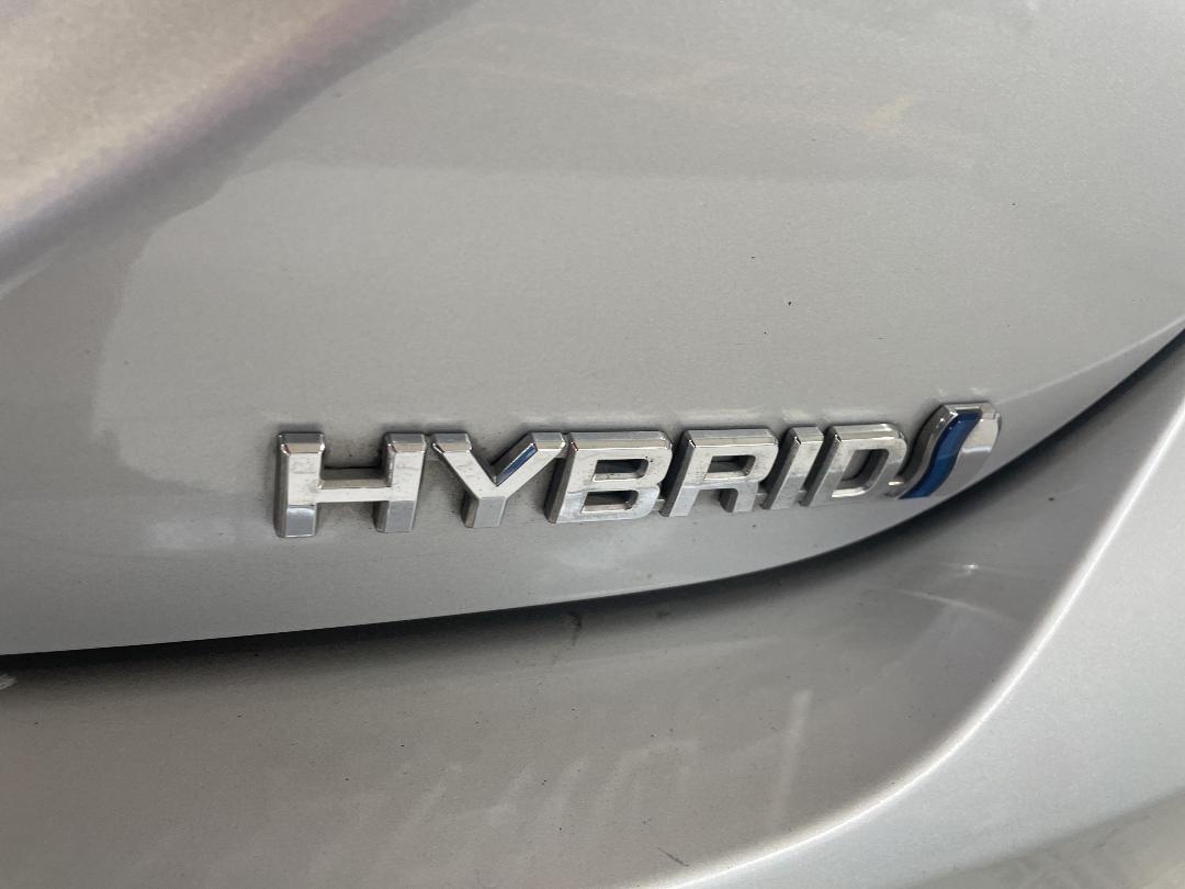 Photo '38' of Toyota Camry