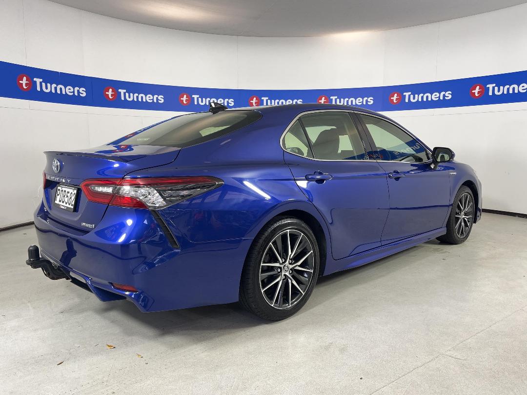 Photo '7' of Toyota Camry