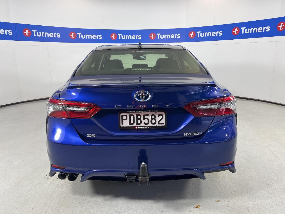 Photo '6' of Toyota Camry