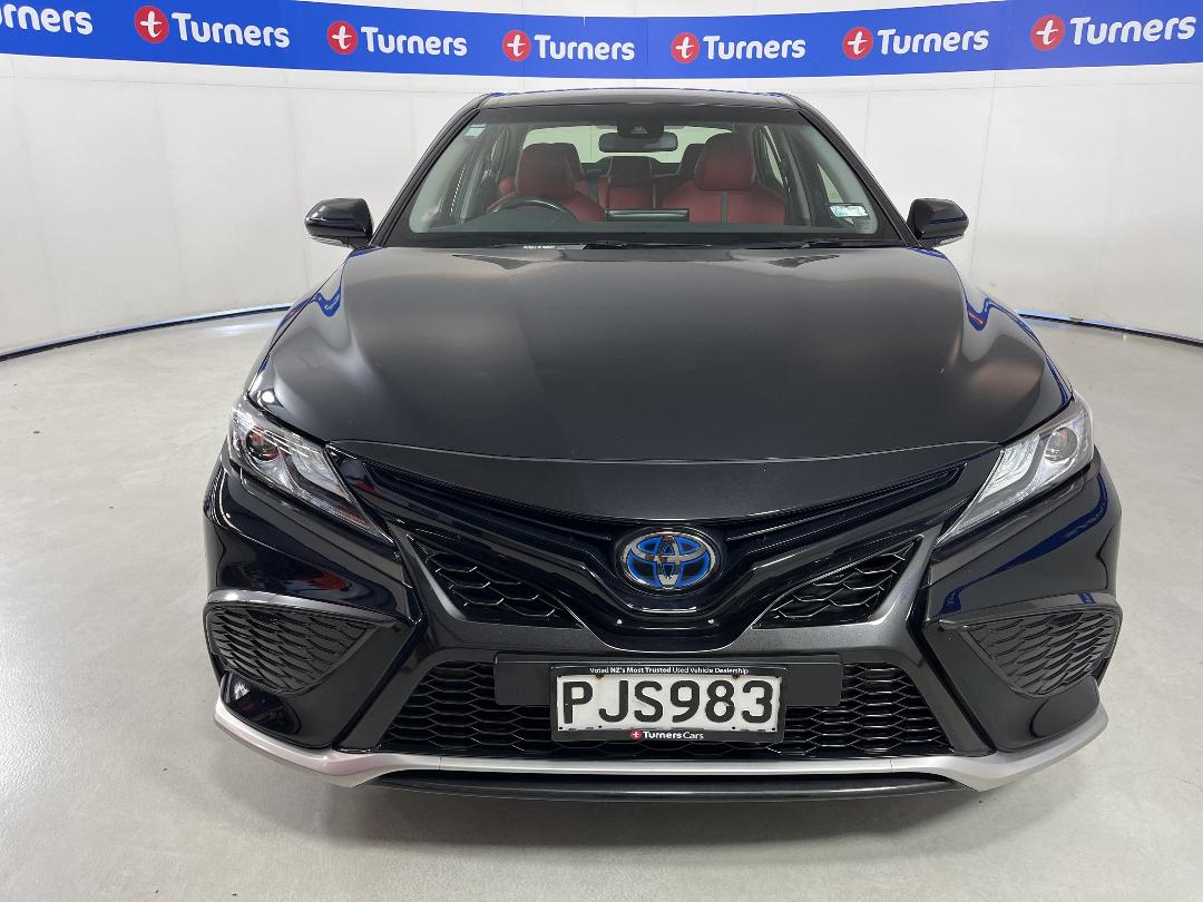 Photo '2' of Toyota Camry