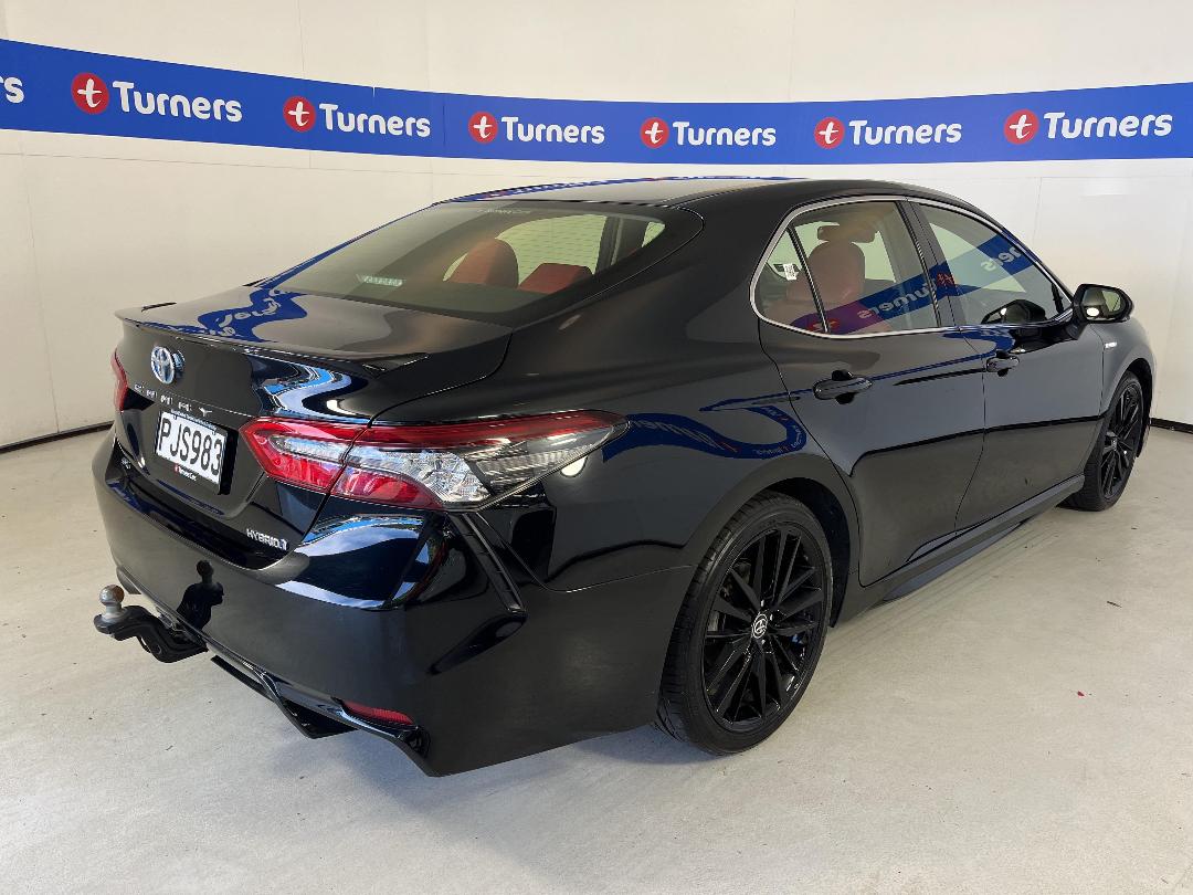 Photo '7' of Toyota Camry