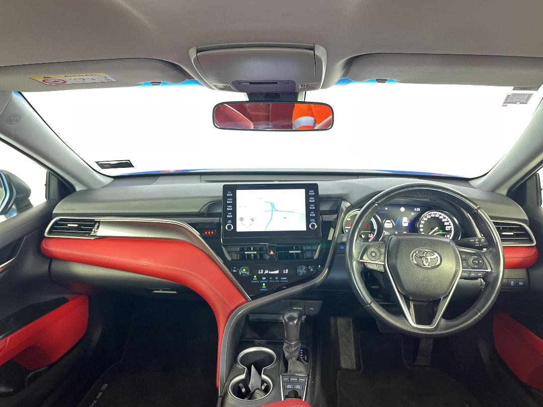 Photo '17' of Toyota Camry