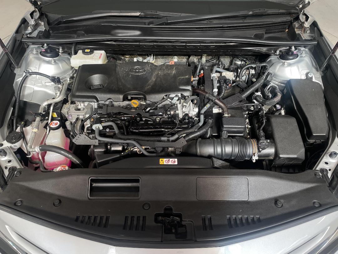 Photo '13' of Toyota Camry