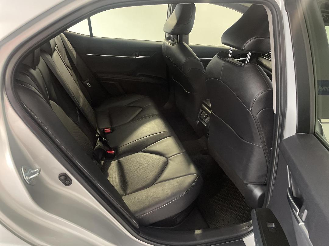 Photo '20' of Toyota Camry