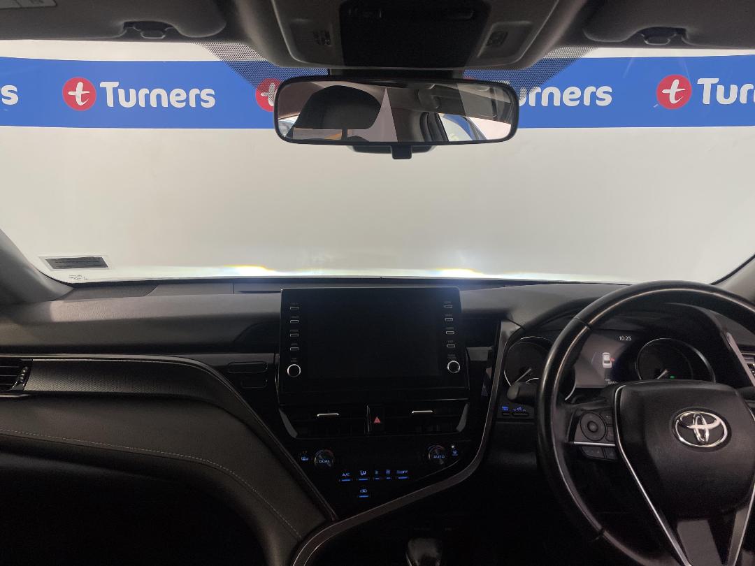 Photo '17' of Toyota Camry