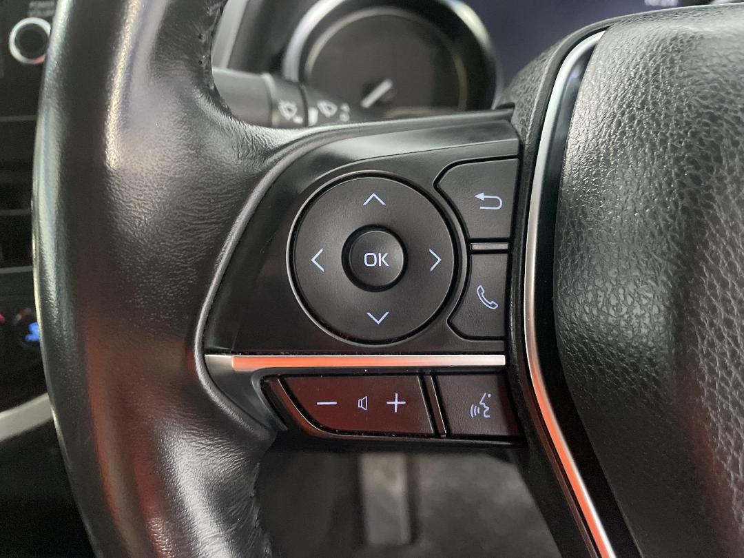 Photo '27' of Toyota Camry