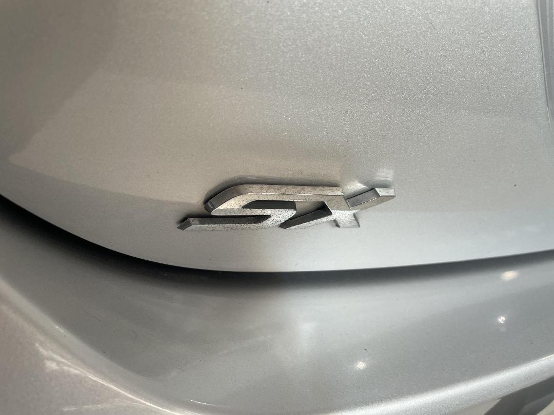 Photo '37' of Toyota Camry