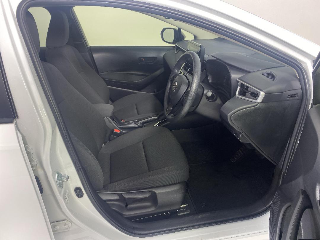 Photo '16' of Toyota Corolla