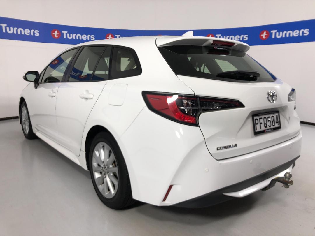 Photo '5' of Toyota Corolla Photo '5' of Toyota Corolla