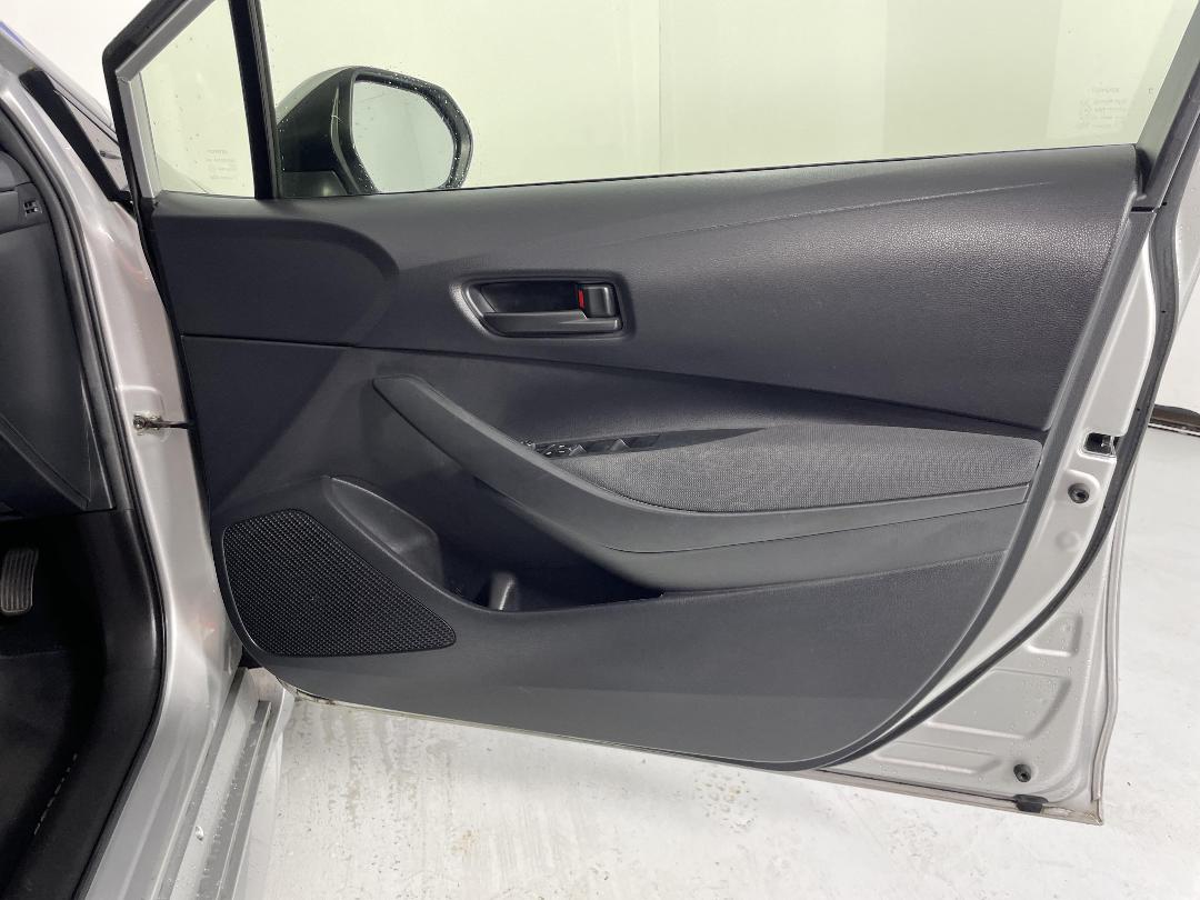 Photo '15' of Toyota Corolla