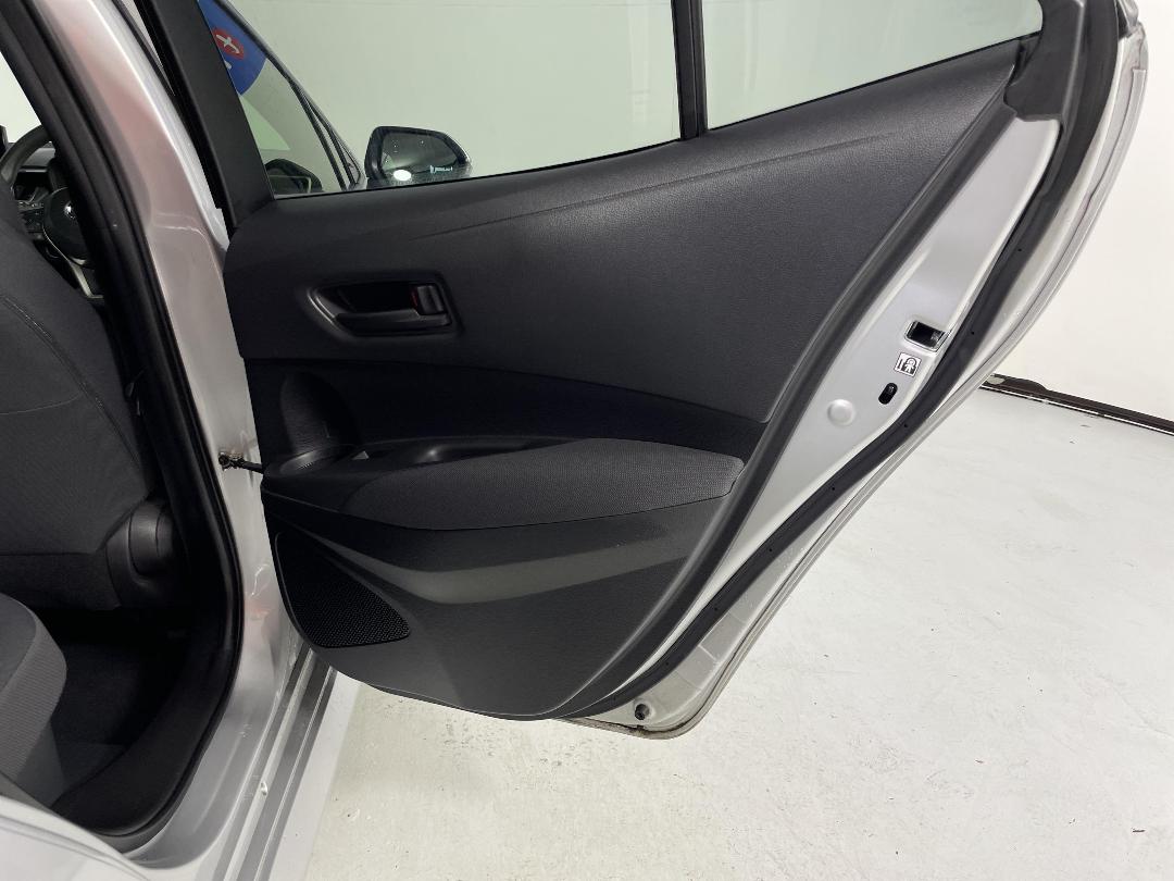 Photo '19' of Toyota Corolla