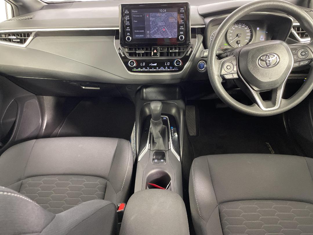 Photo '18' of Toyota Corolla