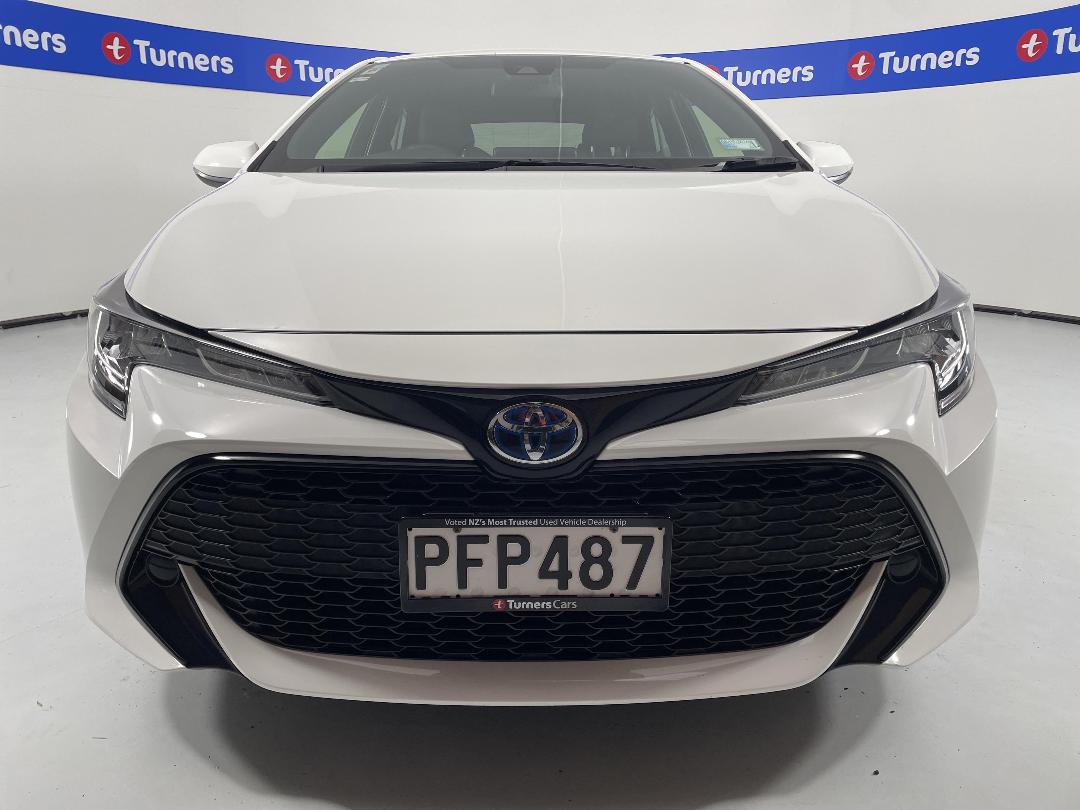 Photo '2' of Toyota Corolla Photo '2' of Toyota Corolla