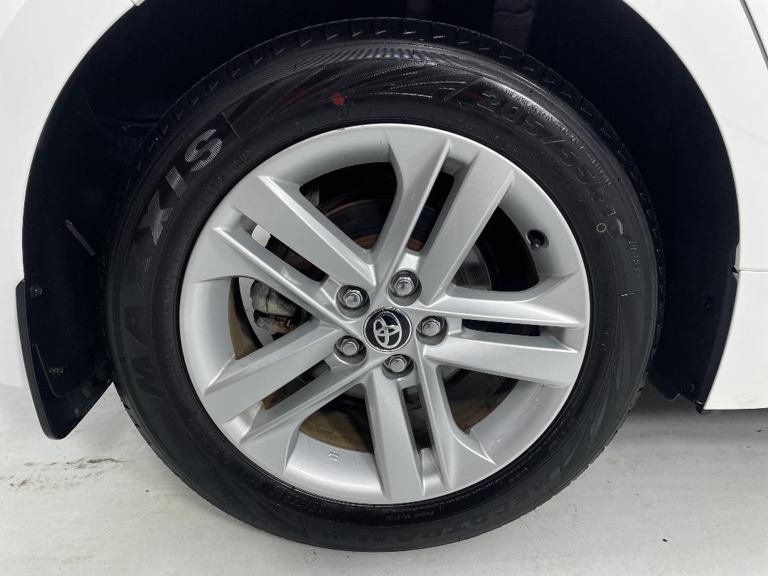 Photo '12' of Toyota Corolla Photo '12' of Toyota Corolla