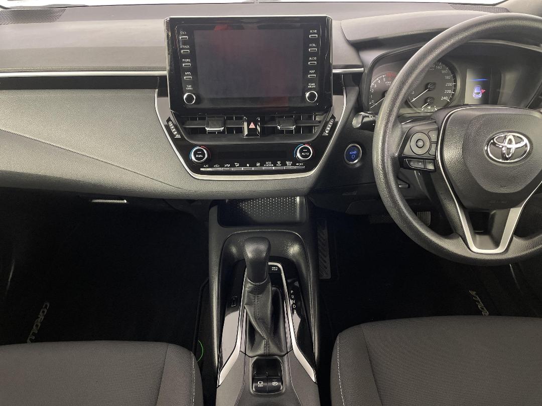 Photo '18' of Toyota Corolla Photo '18' of Toyota Corolla