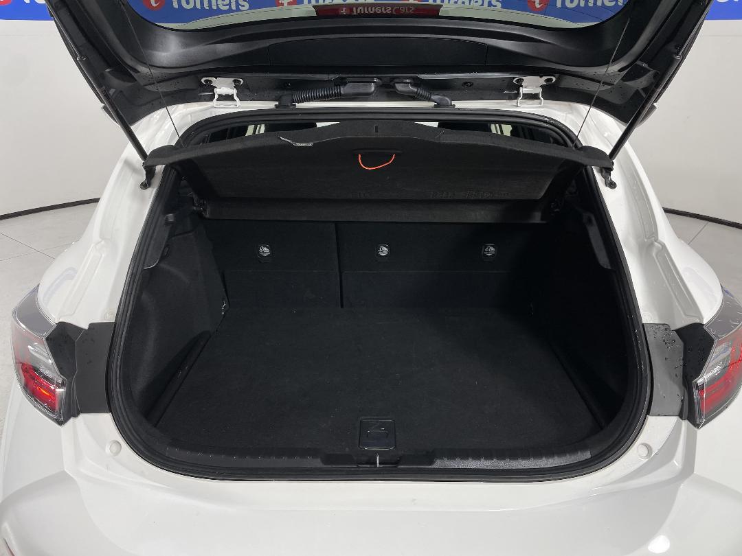 Photo '14' of Toyota Corolla