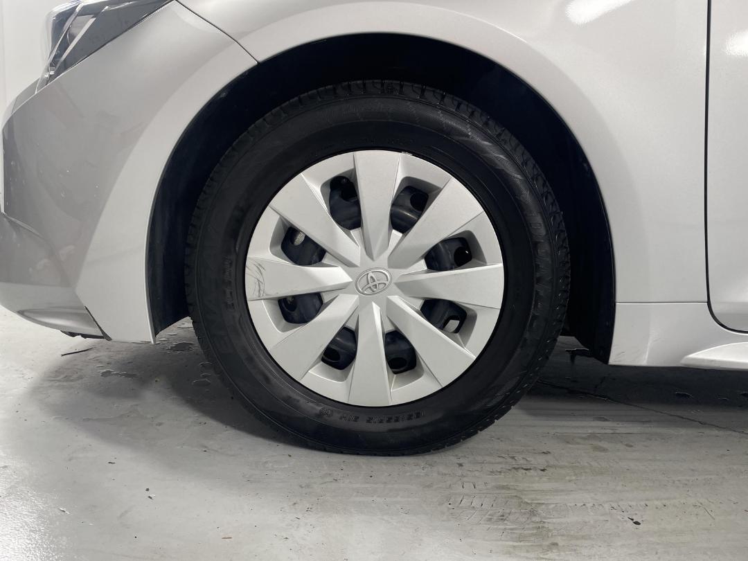 Photo '10' of Toyota Corolla