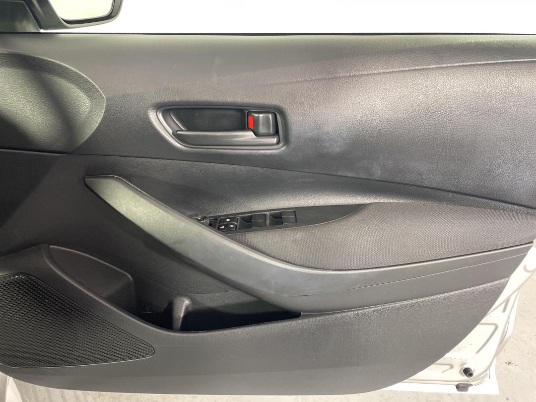 Photo '15' of Toyota Corolla