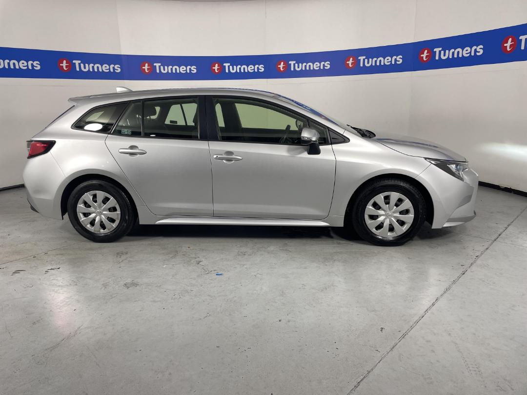 Photo '23' of Toyota Corolla