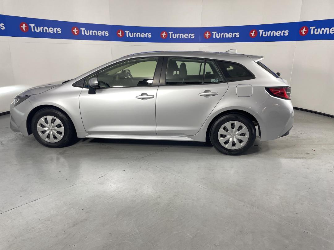 Photo '24' of Toyota Corolla