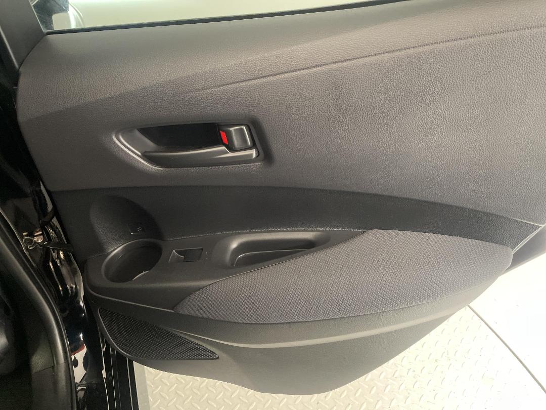 Photo '19' of Toyota Corolla