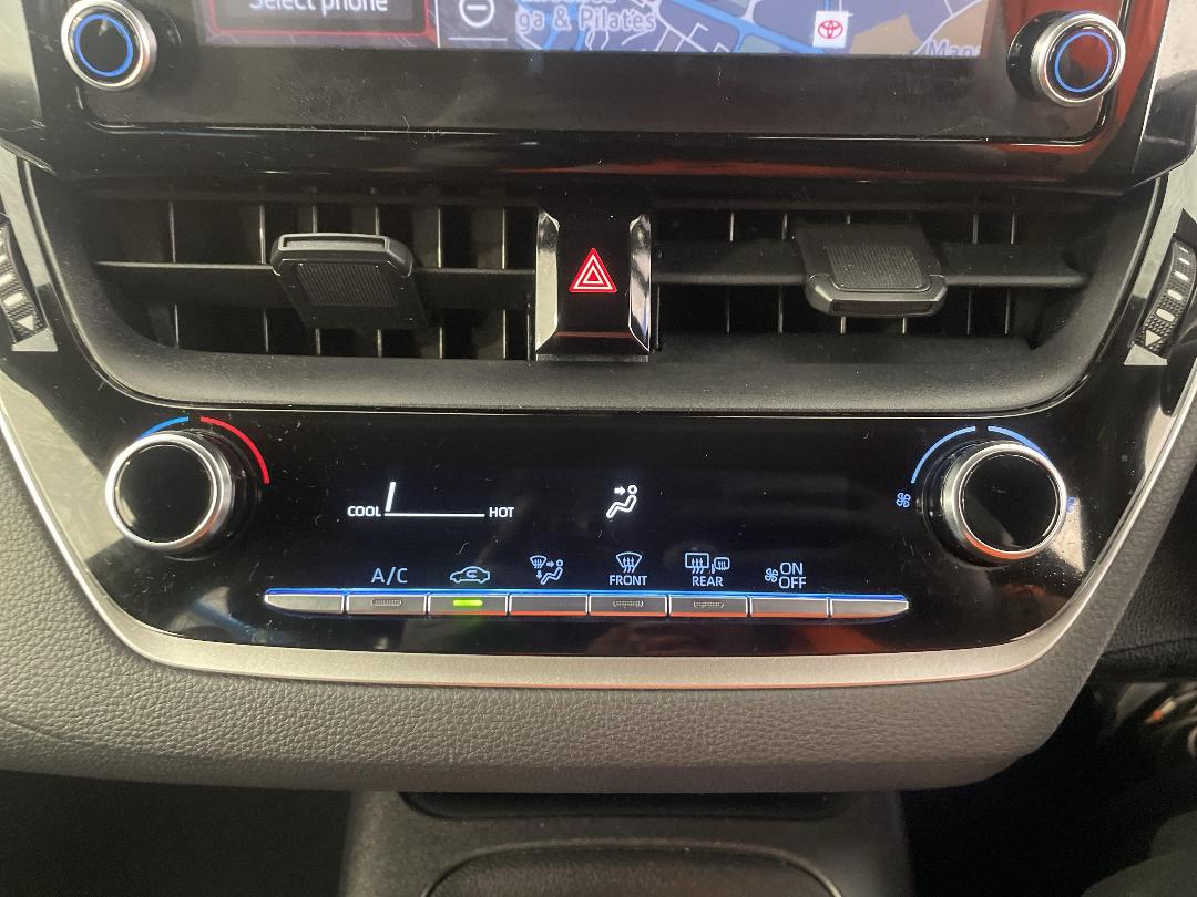 Photo '29' of Toyota Corolla